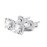 עגילי סטאד קלאסיים בעיצוב עדין וביופי נצחי במשקל כולל מ- 1.50-0.50 קראט