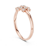 0.11 טבעת בעיצוב פרחוני מרהיב עם יהלומים עגולים טבעי סה״כ קראט