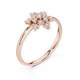 0.11 טבעת בעיצוב פרחוני מרהיב עם יהלומים עגולים טבעי סה״כ קראט