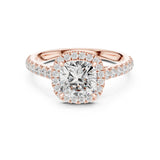 טבעת עם יהלום מרכזי בליטוש קושן במשקל יהלומים 2.00 קראט