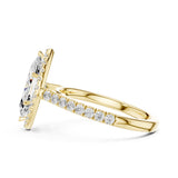 טבעת עם יהלום מרכזי בליטוש מרקיז במשקל יהלומים 2.00 קראט