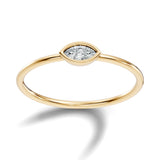 טבעת קלאסית ועדינה עם יהלום טבעי מרקיז בשיבוץ בזל 0.10 קראט